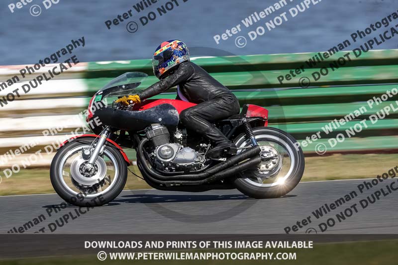 enduro digital images;event digital images;eventdigitalimages;mallory park;mallory park photographs;mallory park trackday;mallory park trackday photographs;no limits trackdays;peter wileman photography;racing digital images;trackday digital images;trackday photos