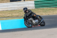 enduro-digital-images;event-digital-images;eventdigitalimages;mallory-park;mallory-park-photographs;mallory-park-trackday;mallory-park-trackday-photographs;no-limits-trackdays;peter-wileman-photography;racing-digital-images;trackday-digital-images;trackday-photos