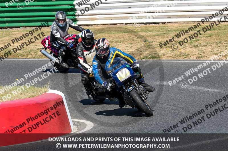 enduro digital images;event digital images;eventdigitalimages;mallory park;mallory park photographs;mallory park trackday;mallory park trackday photographs;no limits trackdays;peter wileman photography;racing digital images;trackday digital images;trackday photos