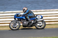 enduro-digital-images;event-digital-images;eventdigitalimages;mallory-park;mallory-park-photographs;mallory-park-trackday;mallory-park-trackday-photographs;no-limits-trackdays;peter-wileman-photography;racing-digital-images;trackday-digital-images;trackday-photos