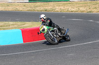 enduro-digital-images;event-digital-images;eventdigitalimages;mallory-park;mallory-park-photographs;mallory-park-trackday;mallory-park-trackday-photographs;no-limits-trackdays;peter-wileman-photography;racing-digital-images;trackday-digital-images;trackday-photos