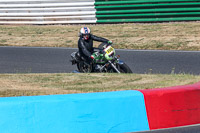 enduro-digital-images;event-digital-images;eventdigitalimages;mallory-park;mallory-park-photographs;mallory-park-trackday;mallory-park-trackday-photographs;no-limits-trackdays;peter-wileman-photography;racing-digital-images;trackday-digital-images;trackday-photos