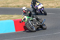 enduro-digital-images;event-digital-images;eventdigitalimages;mallory-park;mallory-park-photographs;mallory-park-trackday;mallory-park-trackday-photographs;no-limits-trackdays;peter-wileman-photography;racing-digital-images;trackday-digital-images;trackday-photos