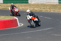 enduro-digital-images;event-digital-images;eventdigitalimages;mallory-park;mallory-park-photographs;mallory-park-trackday;mallory-park-trackday-photographs;no-limits-trackdays;peter-wileman-photography;racing-digital-images;trackday-digital-images;trackday-photos