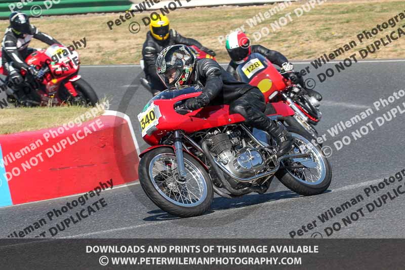 enduro digital images;event digital images;eventdigitalimages;mallory park;mallory park photographs;mallory park trackday;mallory park trackday photographs;no limits trackdays;peter wileman photography;racing digital images;trackday digital images;trackday photos