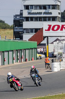 enduro-digital-images;event-digital-images;eventdigitalimages;mallory-park;mallory-park-photographs;mallory-park-trackday;mallory-park-trackday-photographs;no-limits-trackdays;peter-wileman-photography;racing-digital-images;trackday-digital-images;trackday-photos