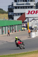 enduro-digital-images;event-digital-images;eventdigitalimages;mallory-park;mallory-park-photographs;mallory-park-trackday;mallory-park-trackday-photographs;no-limits-trackdays;peter-wileman-photography;racing-digital-images;trackday-digital-images;trackday-photos
