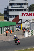 enduro-digital-images;event-digital-images;eventdigitalimages;mallory-park;mallory-park-photographs;mallory-park-trackday;mallory-park-trackday-photographs;no-limits-trackdays;peter-wileman-photography;racing-digital-images;trackday-digital-images;trackday-photos