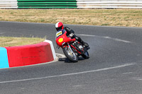 enduro-digital-images;event-digital-images;eventdigitalimages;mallory-park;mallory-park-photographs;mallory-park-trackday;mallory-park-trackday-photographs;no-limits-trackdays;peter-wileman-photography;racing-digital-images;trackday-digital-images;trackday-photos
