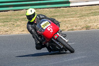 enduro-digital-images;event-digital-images;eventdigitalimages;mallory-park;mallory-park-photographs;mallory-park-trackday;mallory-park-trackday-photographs;no-limits-trackdays;peter-wileman-photography;racing-digital-images;trackday-digital-images;trackday-photos