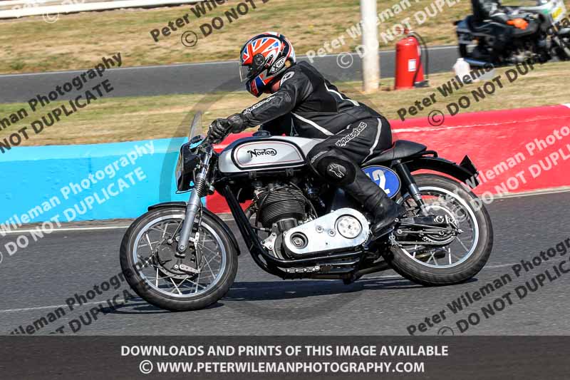 enduro digital images;event digital images;eventdigitalimages;mallory park;mallory park photographs;mallory park trackday;mallory park trackday photographs;no limits trackdays;peter wileman photography;racing digital images;trackday digital images;trackday photos