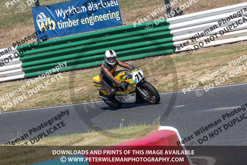 enduro digital images;event digital images;eventdigitalimages;mallory park;mallory park photographs;mallory park trackday;mallory park trackday photographs;no limits trackdays;peter wileman photography;racing digital images;trackday digital images;trackday photos
