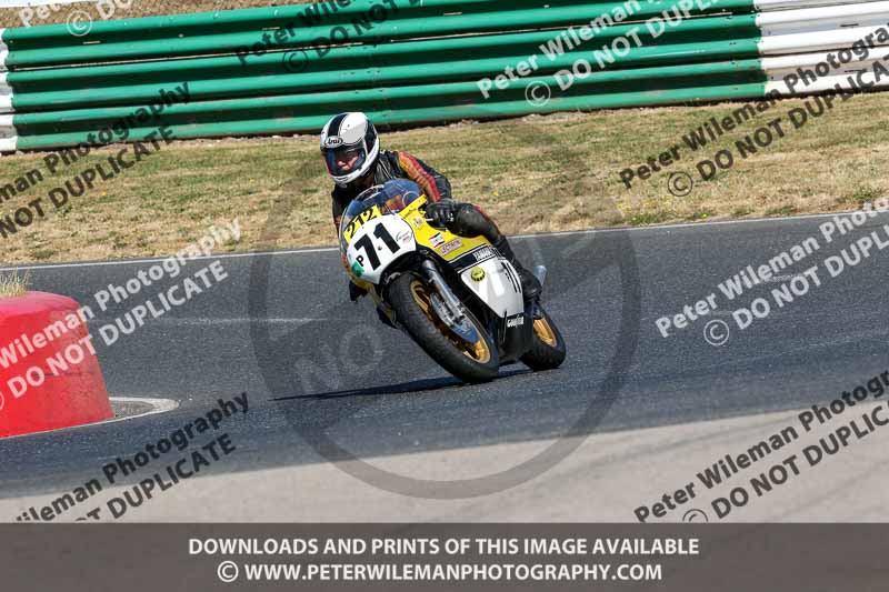 enduro digital images;event digital images;eventdigitalimages;mallory park;mallory park photographs;mallory park trackday;mallory park trackday photographs;no limits trackdays;peter wileman photography;racing digital images;trackday digital images;trackday photos