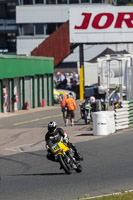 enduro-digital-images;event-digital-images;eventdigitalimages;mallory-park;mallory-park-photographs;mallory-park-trackday;mallory-park-trackday-photographs;no-limits-trackdays;peter-wileman-photography;racing-digital-images;trackday-digital-images;trackday-photos