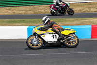 enduro-digital-images;event-digital-images;eventdigitalimages;mallory-park;mallory-park-photographs;mallory-park-trackday;mallory-park-trackday-photographs;no-limits-trackdays;peter-wileman-photography;racing-digital-images;trackday-digital-images;trackday-photos