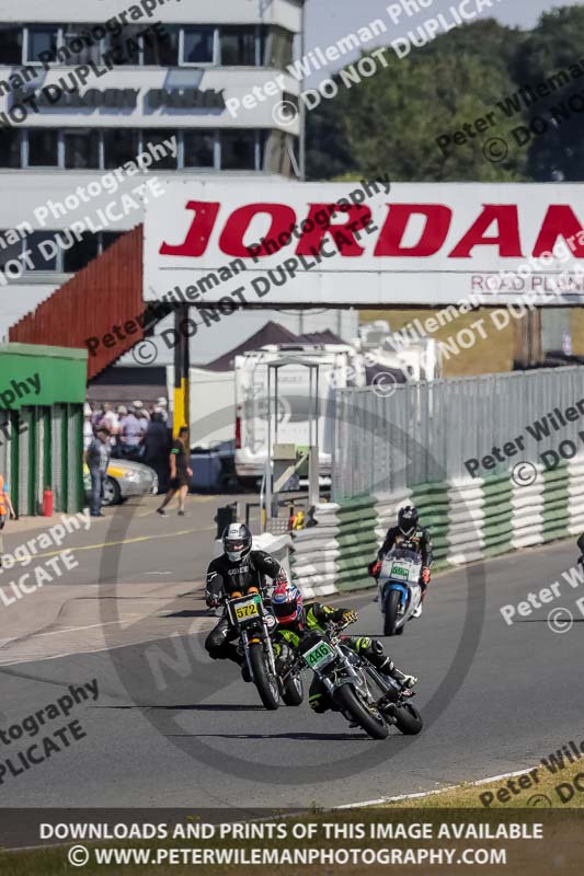 Vintage motorcycle club;eventdigitalimages;mallory park;mallory park trackday photographs;no limits trackdays;peter wileman photography;trackday digital images;trackday photos;vmcc festival 1000 bikes photographs