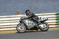 Vintage-motorcycle-club;eventdigitalimages;mallory-park;mallory-park-trackday-photographs;no-limits-trackdays;peter-wileman-photography;trackday-digital-images;trackday-photos;vmcc-festival-1000-bikes-photographs