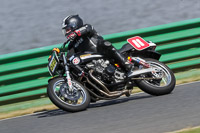 Vintage-motorcycle-club;eventdigitalimages;mallory-park;mallory-park-trackday-photographs;no-limits-trackdays;peter-wileman-photography;trackday-digital-images;trackday-photos;vmcc-festival-1000-bikes-photographs