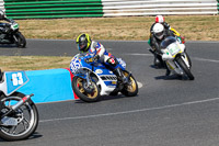 Vintage-motorcycle-club;eventdigitalimages;mallory-park;mallory-park-trackday-photographs;no-limits-trackdays;peter-wileman-photography;trackday-digital-images;trackday-photos;vmcc-festival-1000-bikes-photographs