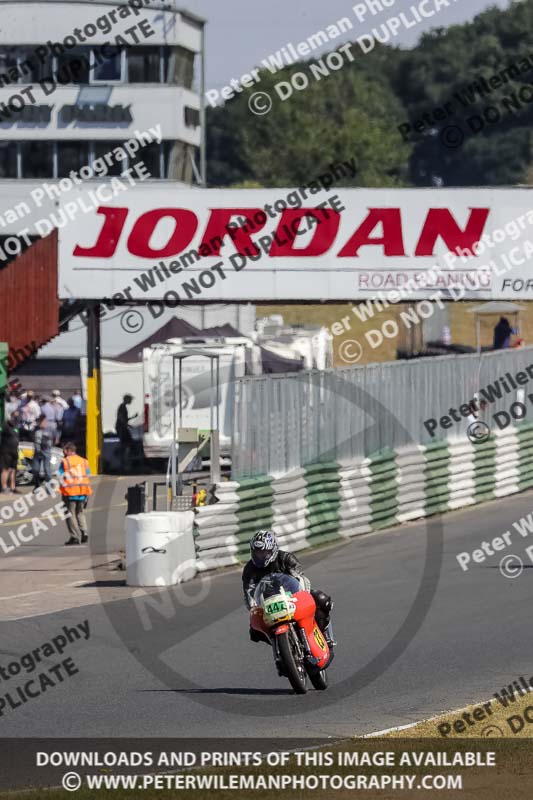 Vintage motorcycle club;eventdigitalimages;mallory park;mallory park trackday photographs;no limits trackdays;peter wileman photography;trackday digital images;trackday photos;vmcc festival 1000 bikes photographs