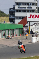 Vintage-motorcycle-club;eventdigitalimages;mallory-park;mallory-park-trackday-photographs;no-limits-trackdays;peter-wileman-photography;trackday-digital-images;trackday-photos;vmcc-festival-1000-bikes-photographs