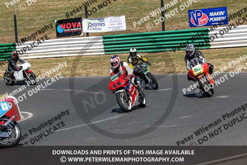 Vintage motorcycle club;eventdigitalimages;mallory park;mallory park trackday photographs;no limits trackdays;peter wileman photography;trackday digital images;trackday photos;vmcc festival 1000 bikes photographs