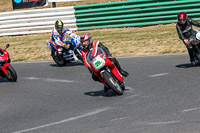 Vintage-motorcycle-club;eventdigitalimages;mallory-park;mallory-park-trackday-photographs;no-limits-trackdays;peter-wileman-photography;trackday-digital-images;trackday-photos;vmcc-festival-1000-bikes-photographs