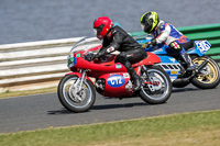 Vintage-motorcycle-club;eventdigitalimages;mallory-park;mallory-park-trackday-photographs;no-limits-trackdays;peter-wileman-photography;trackday-digital-images;trackday-photos;vmcc-festival-1000-bikes-photographs