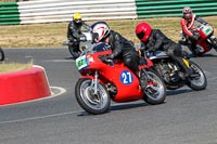 Vintage-motorcycle-club;eventdigitalimages;mallory-park;mallory-park-trackday-photographs;no-limits-trackdays;peter-wileman-photography;trackday-digital-images;trackday-photos;vmcc-festival-1000-bikes-photographs