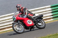 Vintage-motorcycle-club;eventdigitalimages;mallory-park;mallory-park-trackday-photographs;no-limits-trackdays;peter-wileman-photography;trackday-digital-images;trackday-photos;vmcc-festival-1000-bikes-photographs