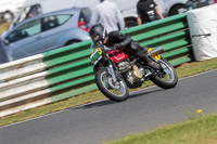 Vintage-motorcycle-club;eventdigitalimages;mallory-park;mallory-park-trackday-photographs;no-limits-trackdays;peter-wileman-photography;trackday-digital-images;trackday-photos;vmcc-festival-1000-bikes-photographs