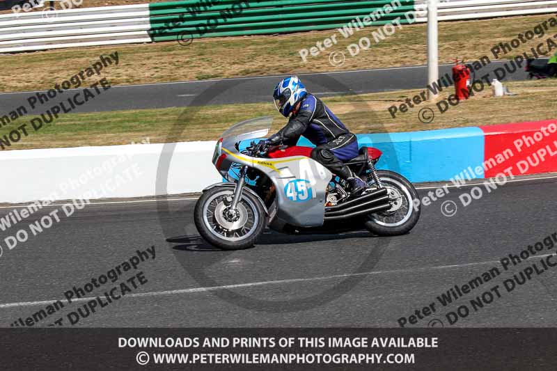 Vintage motorcycle club;eventdigitalimages;mallory park;mallory park trackday photographs;no limits trackdays;peter wileman photography;trackday digital images;trackday photos;vmcc festival 1000 bikes photographs