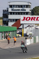 Vintage-motorcycle-club;eventdigitalimages;mallory-park;mallory-park-trackday-photographs;no-limits-trackdays;peter-wileman-photography;trackday-digital-images;trackday-photos;vmcc-festival-1000-bikes-photographs