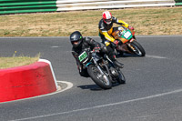Vintage-motorcycle-club;eventdigitalimages;mallory-park;mallory-park-trackday-photographs;no-limits-trackdays;peter-wileman-photography;trackday-digital-images;trackday-photos;vmcc-festival-1000-bikes-photographs