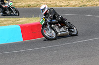 Vintage-motorcycle-club;eventdigitalimages;mallory-park;mallory-park-trackday-photographs;no-limits-trackdays;peter-wileman-photography;trackday-digital-images;trackday-photos;vmcc-festival-1000-bikes-photographs