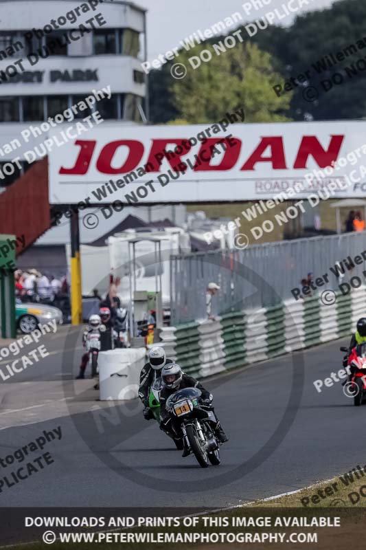 Vintage motorcycle club;eventdigitalimages;mallory park;mallory park trackday photographs;no limits trackdays;peter wileman photography;trackday digital images;trackday photos;vmcc festival 1000 bikes photographs