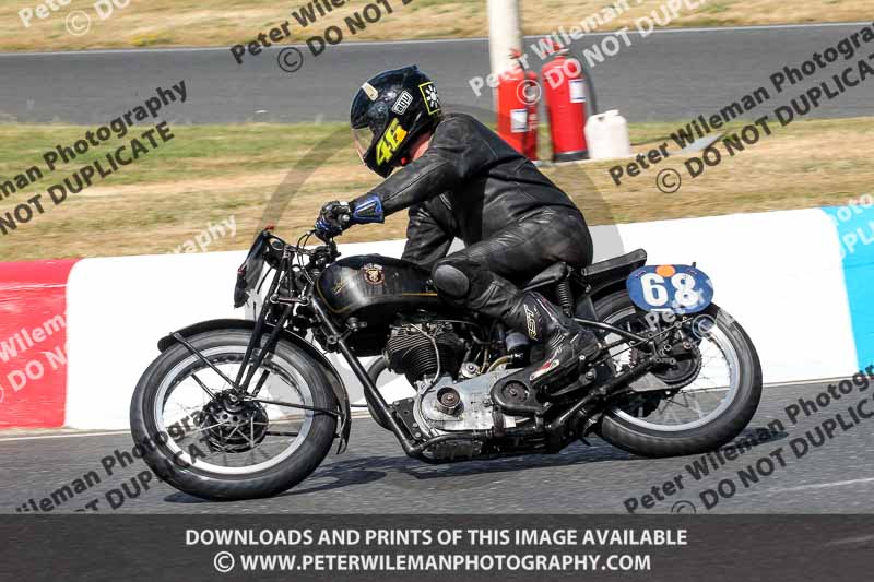 Vintage motorcycle club;eventdigitalimages;mallory park;mallory park trackday photographs;no limits trackdays;peter wileman photography;trackday digital images;trackday photos;vmcc festival 1000 bikes photographs