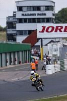 Vintage-motorcycle-club;eventdigitalimages;mallory-park;mallory-park-trackday-photographs;no-limits-trackdays;peter-wileman-photography;trackday-digital-images;trackday-photos;vmcc-festival-1000-bikes-photographs