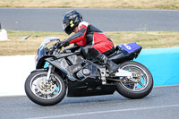 Vintage-motorcycle-club;eventdigitalimages;mallory-park;mallory-park-trackday-photographs;no-limits-trackdays;peter-wileman-photography;trackday-digital-images;trackday-photos;vmcc-festival-1000-bikes-photographs