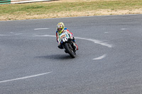 Vintage-motorcycle-club;eventdigitalimages;mallory-park;mallory-park-trackday-photographs;no-limits-trackdays;peter-wileman-photography;trackday-digital-images;trackday-photos;vmcc-festival-1000-bikes-photographs