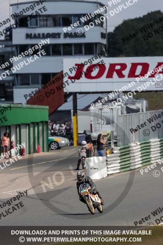 Vintage motorcycle club;eventdigitalimages;mallory park;mallory park trackday photographs;no limits trackdays;peter wileman photography;trackday digital images;trackday photos;vmcc festival 1000 bikes photographs