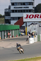 Vintage-motorcycle-club;eventdigitalimages;mallory-park;mallory-park-trackday-photographs;no-limits-trackdays;peter-wileman-photography;trackday-digital-images;trackday-photos;vmcc-festival-1000-bikes-photographs