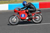Vintage-motorcycle-club;eventdigitalimages;mallory-park;mallory-park-trackday-photographs;no-limits-trackdays;peter-wileman-photography;trackday-digital-images;trackday-photos;vmcc-festival-1000-bikes-photographs