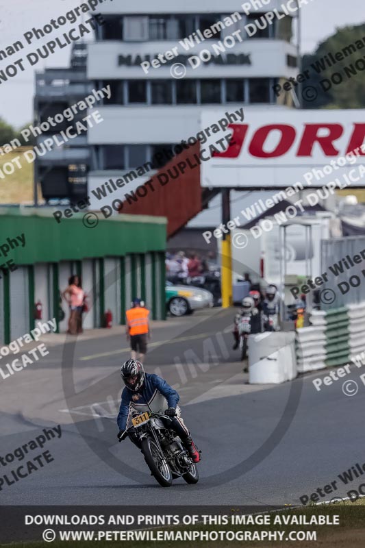 Vintage motorcycle club;eventdigitalimages;mallory park;mallory park trackday photographs;no limits trackdays;peter wileman photography;trackday digital images;trackday photos;vmcc festival 1000 bikes photographs