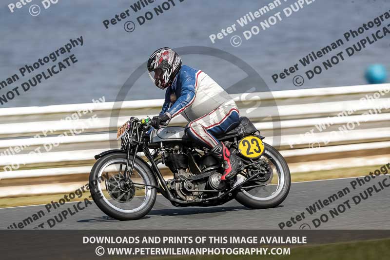 Vintage motorcycle club;eventdigitalimages;mallory park;mallory park trackday photographs;no limits trackdays;peter wileman photography;trackday digital images;trackday photos;vmcc festival 1000 bikes photographs