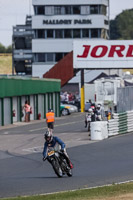 Vintage-motorcycle-club;eventdigitalimages;mallory-park;mallory-park-trackday-photographs;no-limits-trackdays;peter-wileman-photography;trackday-digital-images;trackday-photos;vmcc-festival-1000-bikes-photographs