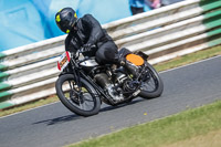 Vintage-motorcycle-club;eventdigitalimages;mallory-park;mallory-park-trackday-photographs;no-limits-trackdays;peter-wileman-photography;trackday-digital-images;trackday-photos;vmcc-festival-1000-bikes-photographs