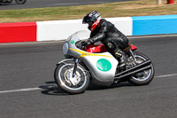 Vintage-motorcycle-club;eventdigitalimages;mallory-park;mallory-park-trackday-photographs;no-limits-trackdays;peter-wileman-photography;trackday-digital-images;trackday-photos;vmcc-festival-1000-bikes-photographs