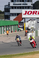 Vintage-motorcycle-club;eventdigitalimages;mallory-park;mallory-park-trackday-photographs;no-limits-trackdays;peter-wileman-photography;trackday-digital-images;trackday-photos;vmcc-festival-1000-bikes-photographs