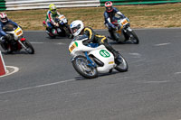 Vintage-motorcycle-club;eventdigitalimages;mallory-park;mallory-park-trackday-photographs;no-limits-trackdays;peter-wileman-photography;trackday-digital-images;trackday-photos;vmcc-festival-1000-bikes-photographs